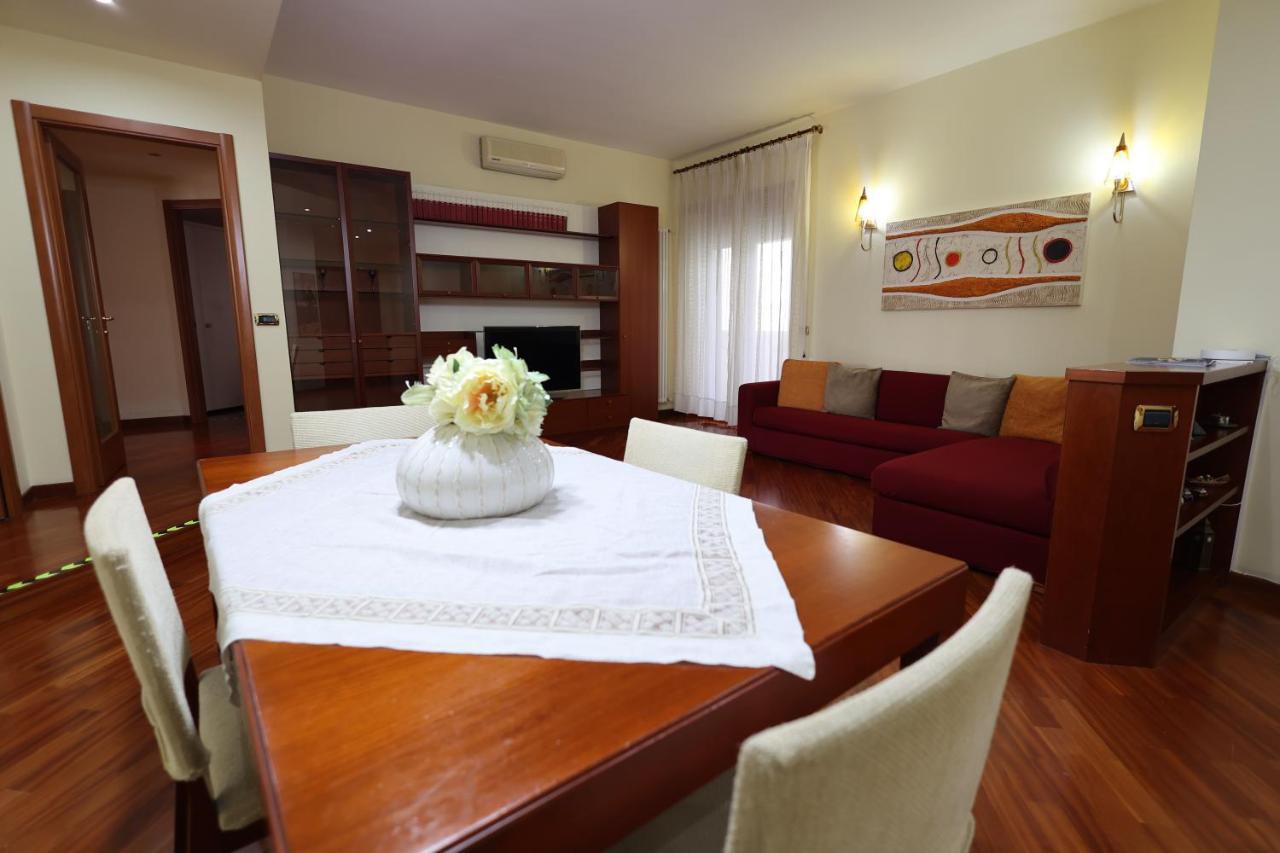 Casa Diocleziano Appartement Napels Buitenkant foto